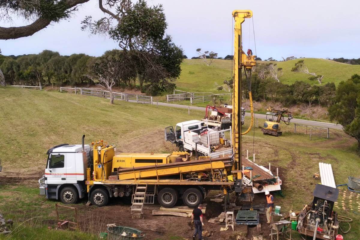 drilling vehicle